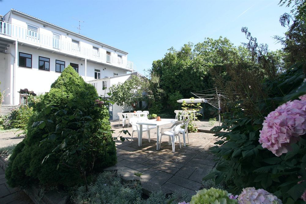 Hotel Sandvig Havn Allinge-Sandvig Exterior photo