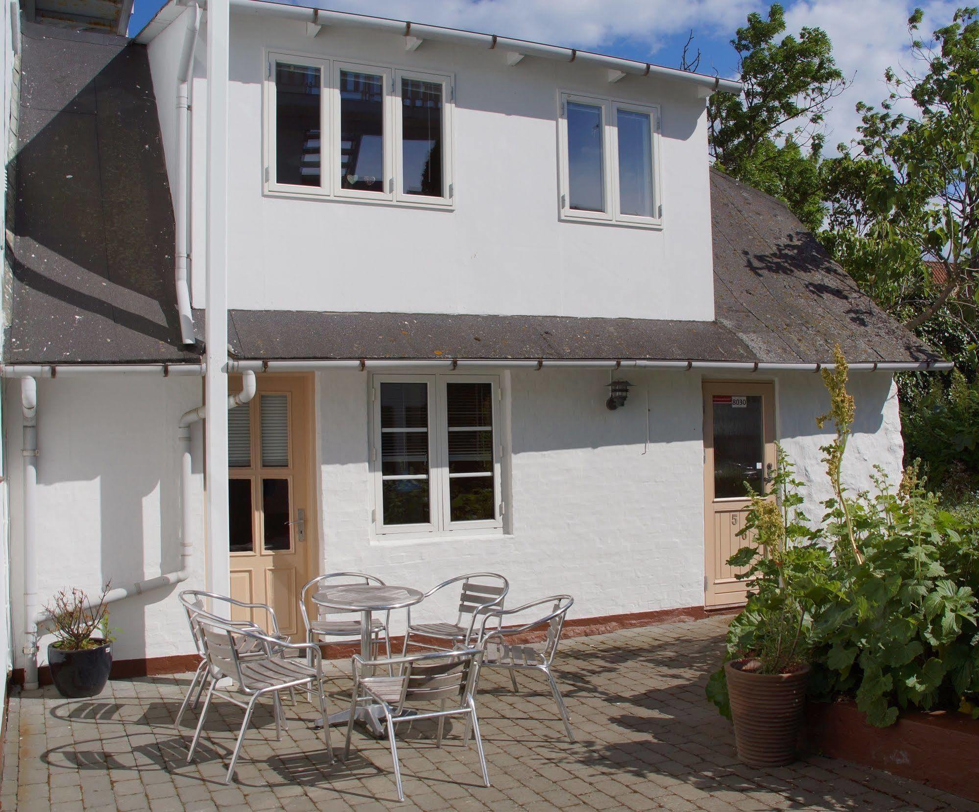 Hotel Sandvig Havn Allinge-Sandvig Exterior photo